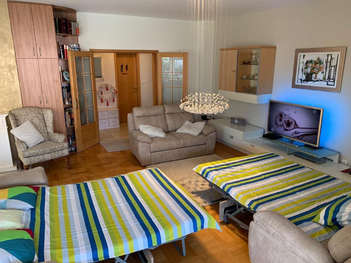 Apartment Relax Whit Big Terrace 170M2 Near The Beach Split Kültér fotó