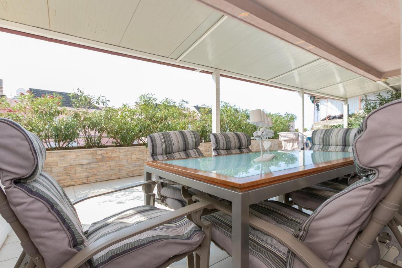 Apartment Relax Whit Big Terrace 170M2 Near The Beach Split Kültér fotó